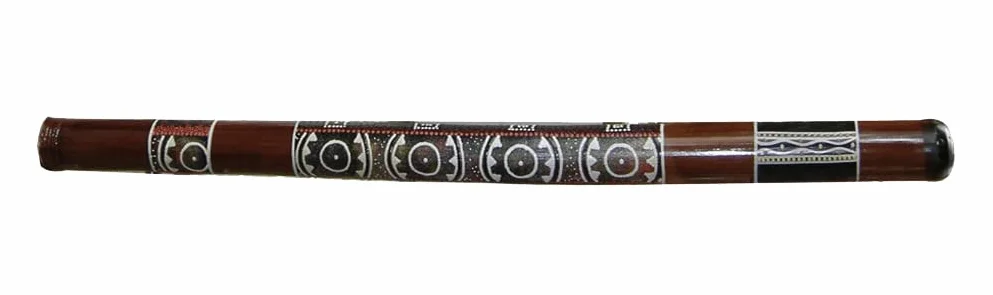 Didgeridoo de bambú. 120 cm de longitud. decorado con motivos africanos